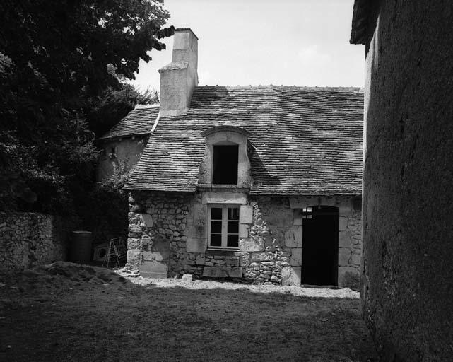 La maison du gardien, côté sud-est (boulangerie).