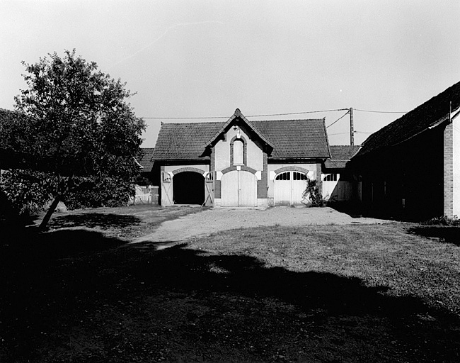 Vue générale des écuries du XIXe siècle.