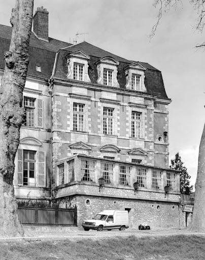 Angle des bâtiments au sud-est.