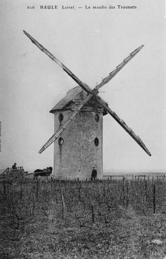 Le moulin des Troussets au début du 20e siècle.