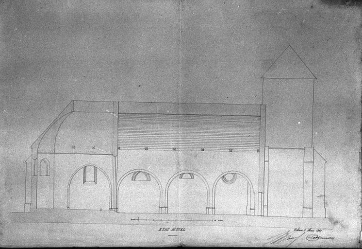 Coupe longitudinale sur le bas-côté sud avant transformation.