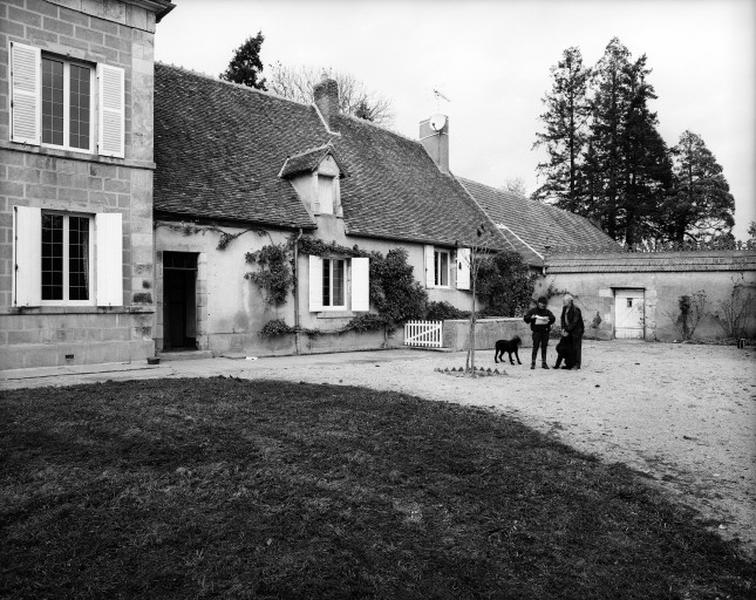Ancien logis.