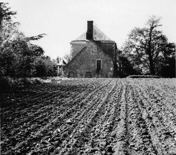 Elévation latérale avant transformation en manoir.