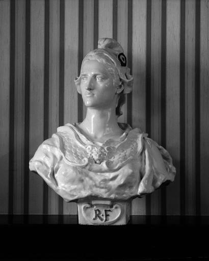Buste de la République