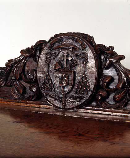 Détail : armoiries du cardinal Pie.