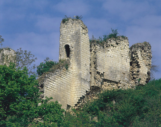 Vue générale du chemin de ronde.