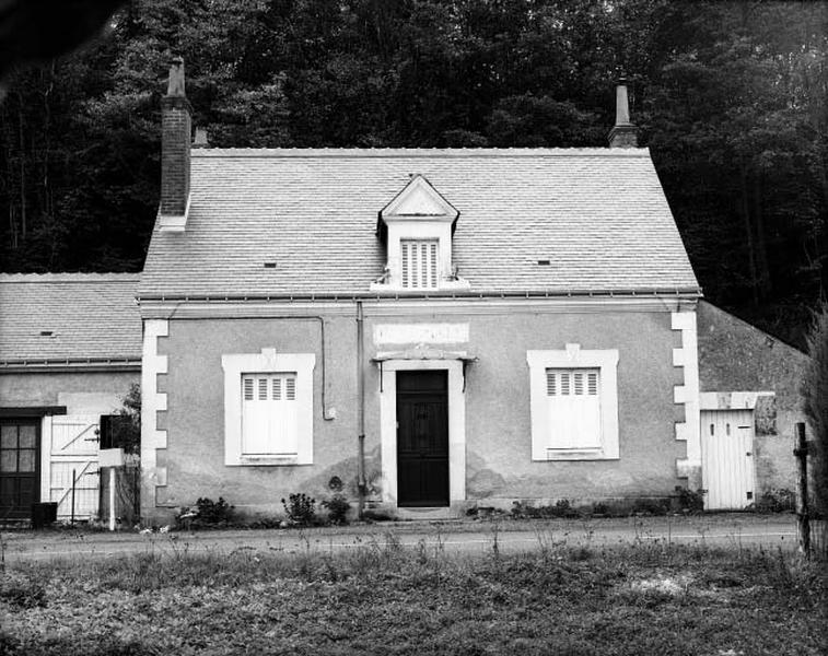 Façade sur rue.