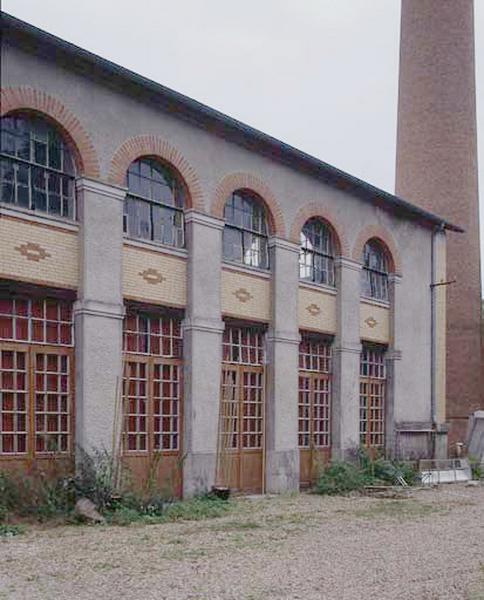 Façade postérieure de l'usine électrique.