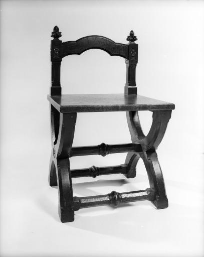 Fauteuil de célébrant