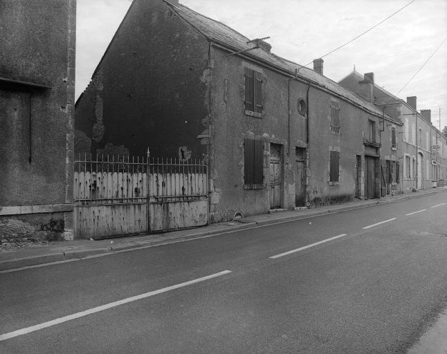 Façades des bâtiments des 13 et 15 rue Nationale.