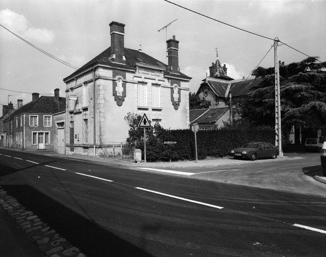 La Poste dans son environnement.