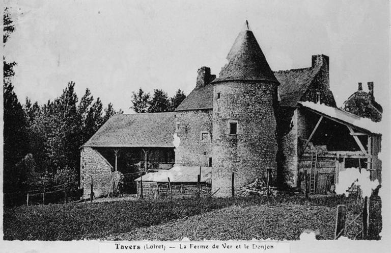 Façade postérieure du manoir avec sa tourelle au début du siècle.