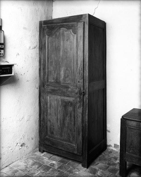 Armoire