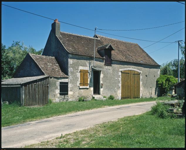 Vue d'ensemble prise de l'ouest.