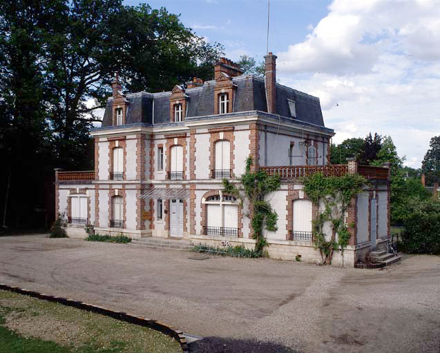 Maison du directeur, façade principale.