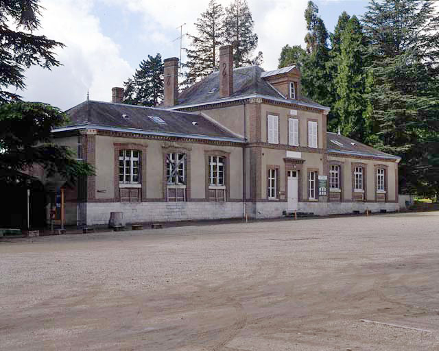 Pavillon Guinier, façade principale.