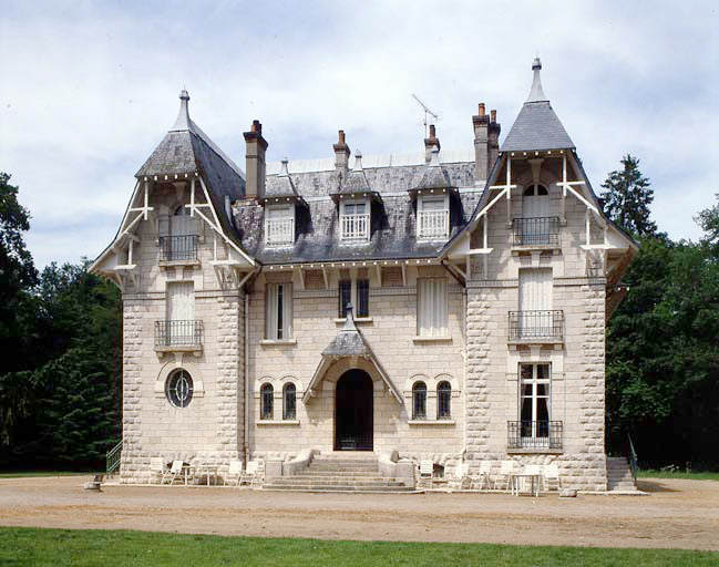 Façade principale.