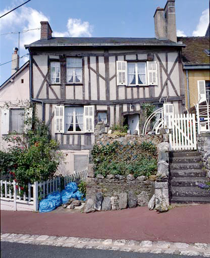 Façade est.