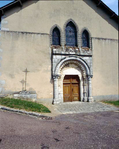 Vue de la façade ouest.