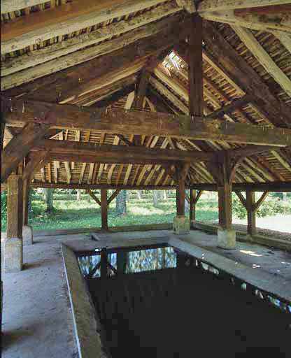 Vue générale de l'intérieur.