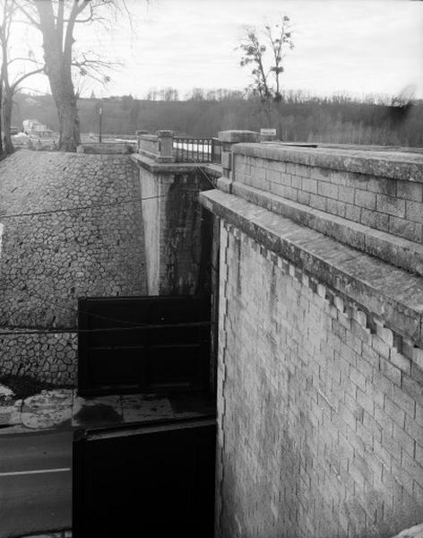 Pont canal de Saint-Firmin (canal latéral à la Loire)