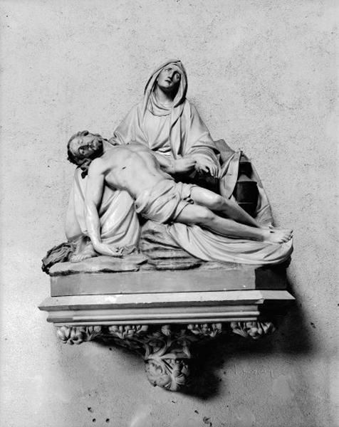 Groupe sculpté : Vierge de Pitié