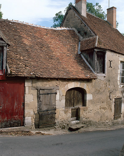 Façade sur rue.