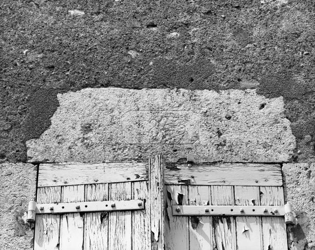 Date portée : 1843, sur un linteau de fenêtre du bâtiment d'habitation.