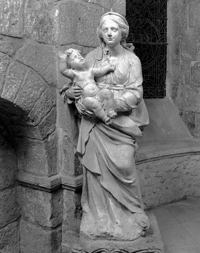 Statue : Vierge à l'Enfant