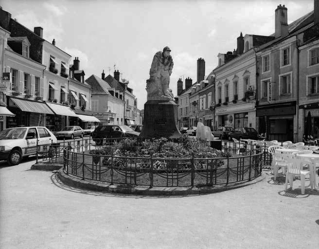 Monument vue de face.