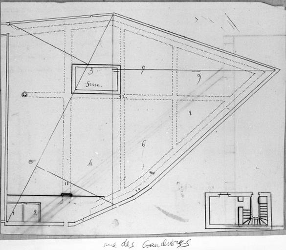 Maison non identifiée, rue des Gaudières. Vue d'ensemble.