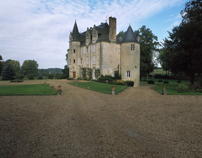 Vue d'ensemble de la façade nord.