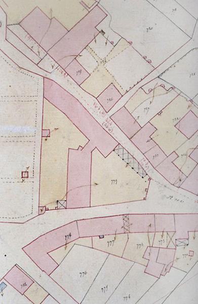 Extrait du plan cadastral de 1834, polygone développé de la ville, section C : 2ème feuille. Détail : emplacement de la mairie.