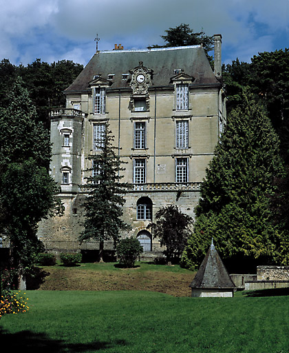 Vue générale de la façade ouest.