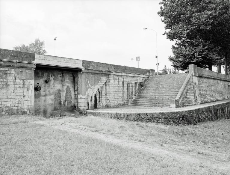 Les aménagements portuaires de la Loire : commune de Saint-Cyr-sur-Loire (Indre-et-Loire