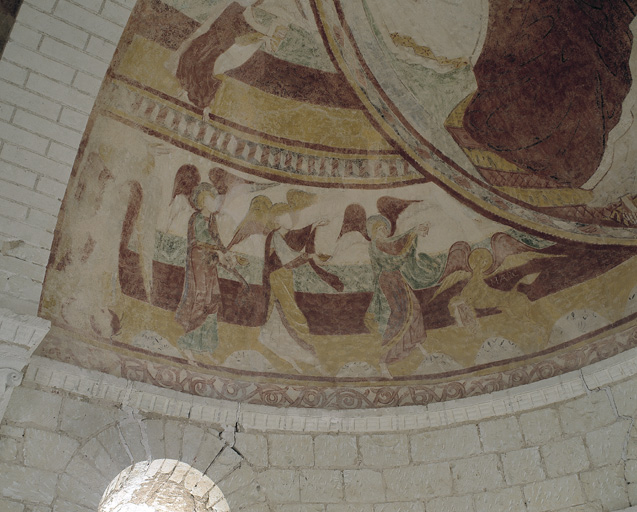 Vue de détail des anges au cul de four de l'abside.