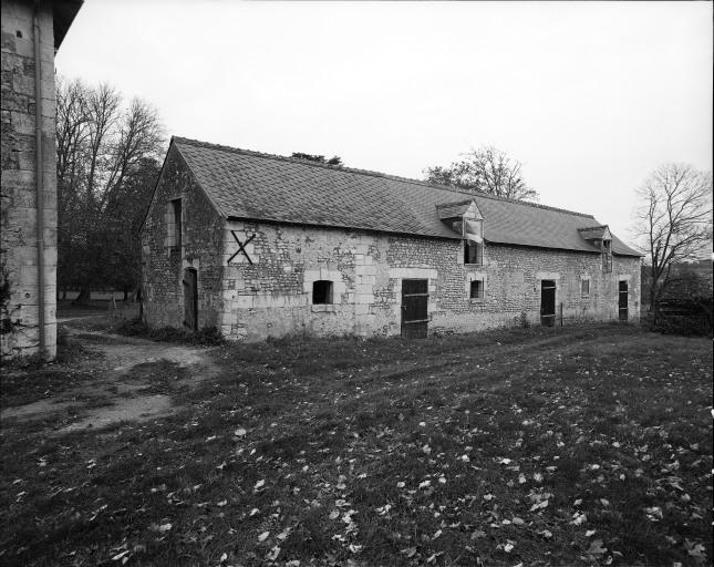 Ferme puis ferme expérimentale