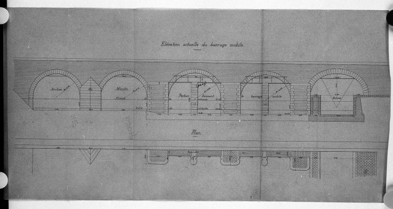 Elévation du barrage à poutrelles par l'ingénieur en chef Faure et l'ingénieur ordinaire Prince, état en 1895.