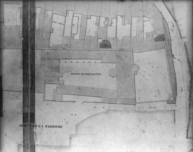 Atlas Froyer, 1847 : l'ancien logis seigneurial du château.