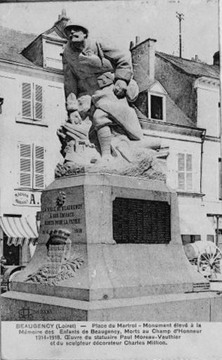 Le monument.