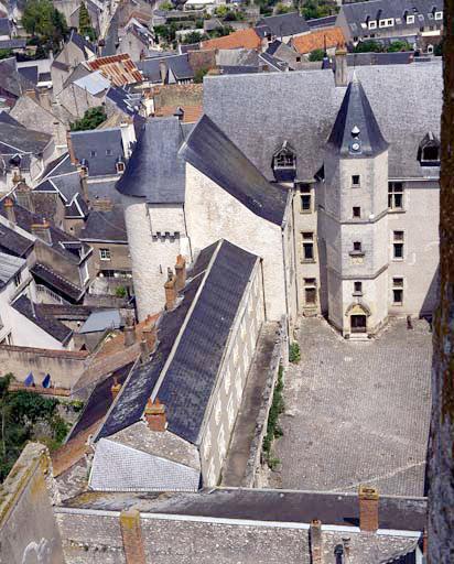 Logis vu du donjon.