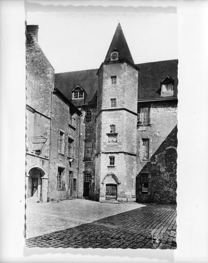 Façade sur cour.