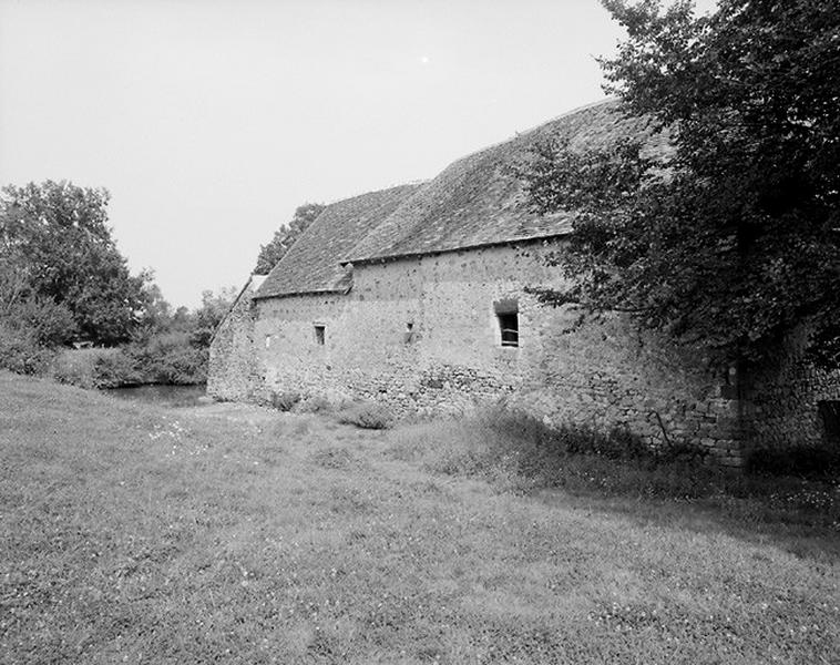 Logis ancien, façade antérieure, vue du sud-ouest.