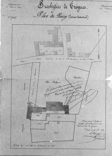 Plan du bourg avec emplacement de l'église et du presbytère.