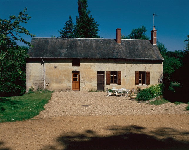 Vue d'ensemble du moulin. Façade sud.