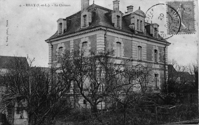 Vue de volume de la façade antérieure.