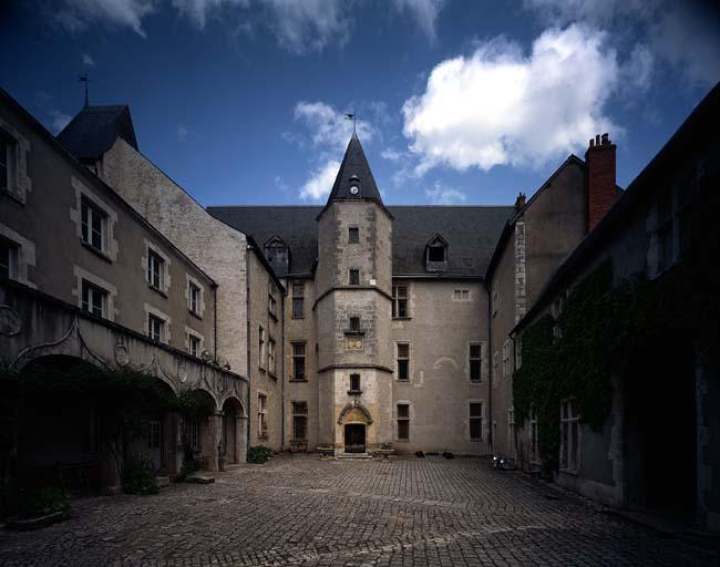 Le logis vu de la cour intérieure.