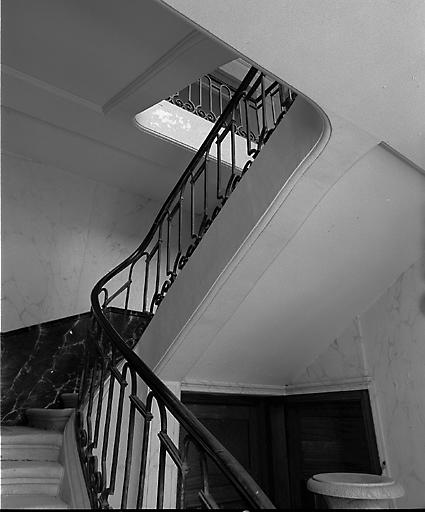 Escalier intérieur.