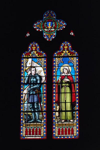 'Vénérable' Jeanne d'Arc ; sainte Geneviève.