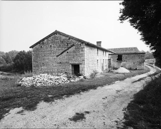 Vue d'ensemble au sud-ouest.